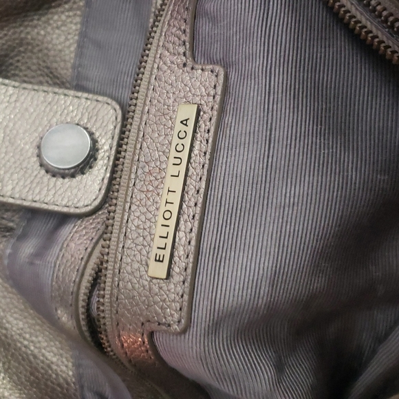 purse - Picture 6 of 9